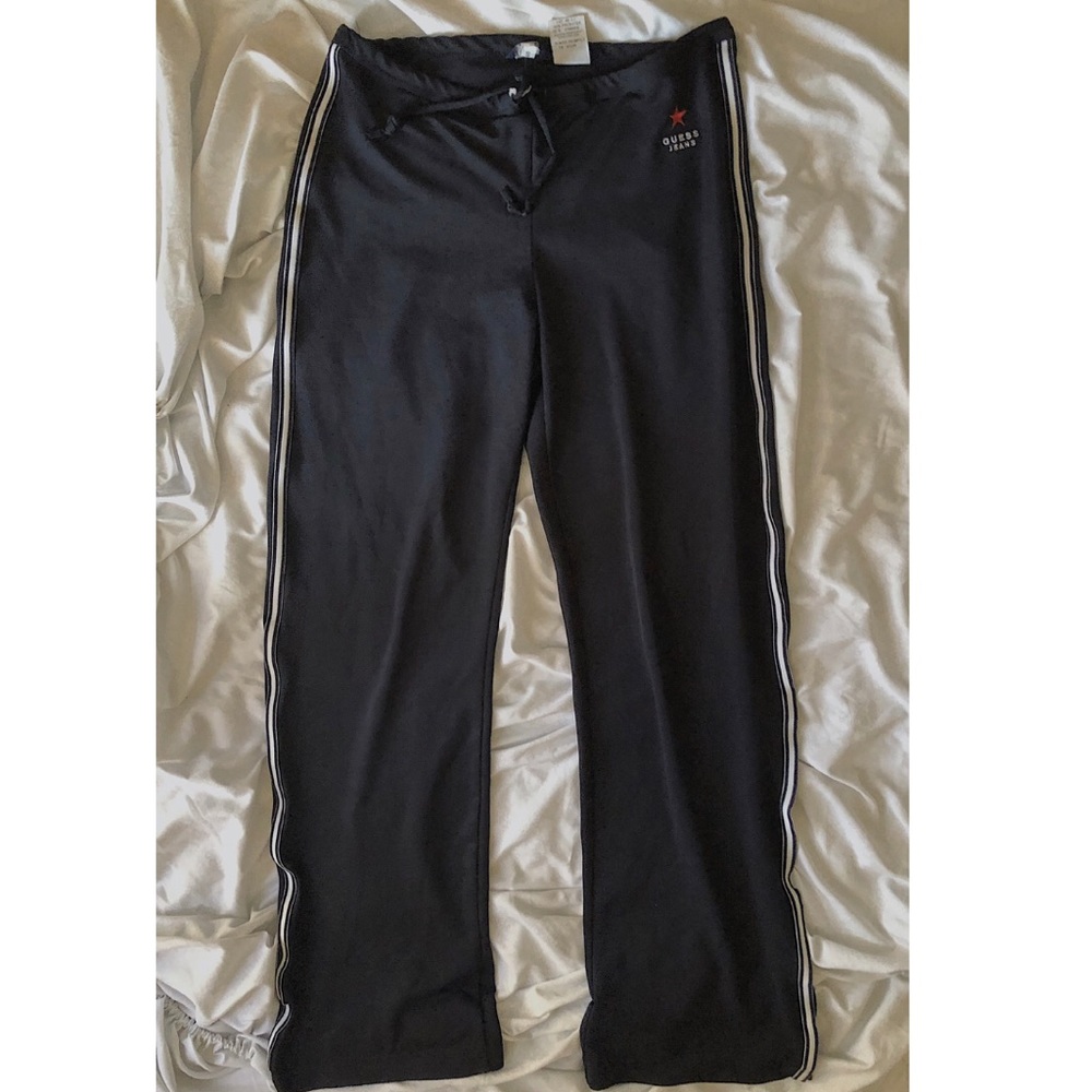 Navy blue Guess Joggers 🏃‍♂️
